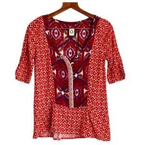 Anthropologie Akemi + Kin Women's Split Neck Ikat Top Boho Red White Size Medium